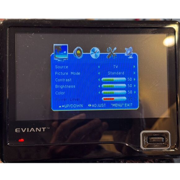 Eviant T7 7" Portable LCD Digital TV AC Adaptor Remote - Picture 2 of 16